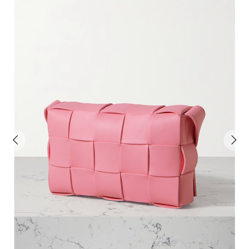 Bottega Veneta pink leather cross body is 100% authentic. Still brand new one.